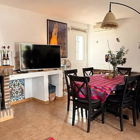 Villa Jina, Everything Within Reach بيت للعطل تورّوكس كوستا