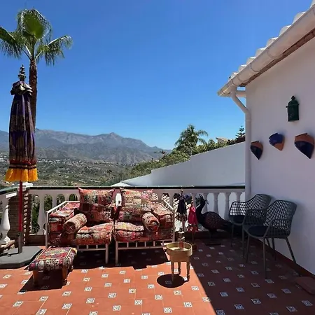 Villa Jina, Everything Within Reach