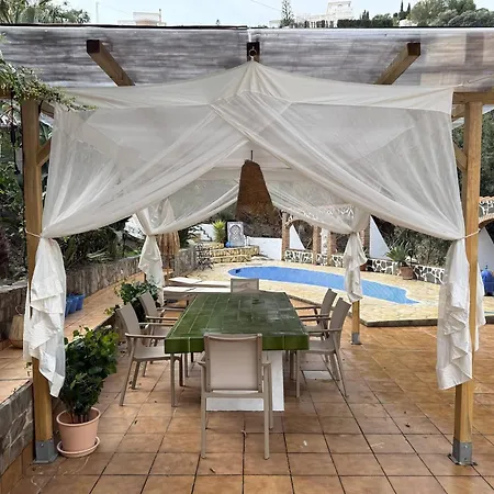 Villa Jina, Everything Within Reach *
